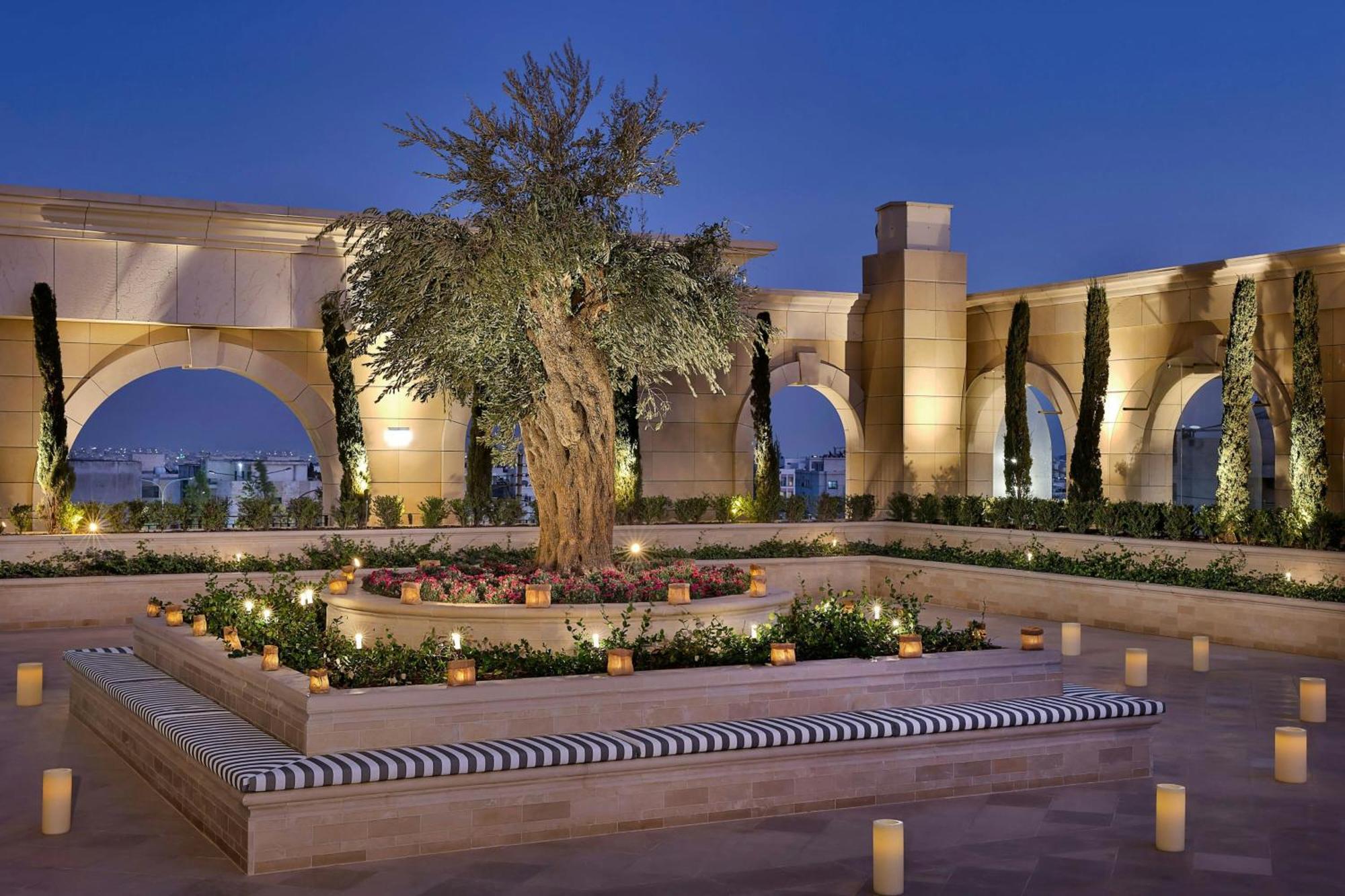 The Ritz-Carlton, Amman Hotel Bagian luar foto The Westin La Paloma
